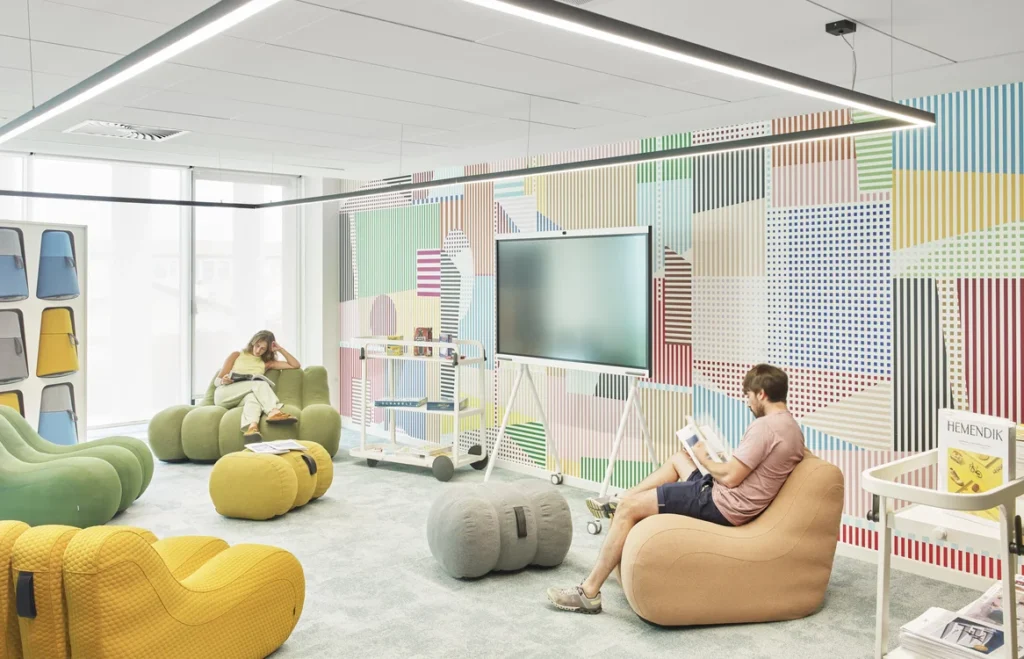 Delaforge Diffusion | aménagement de bureaux | espace détente collaborateurs