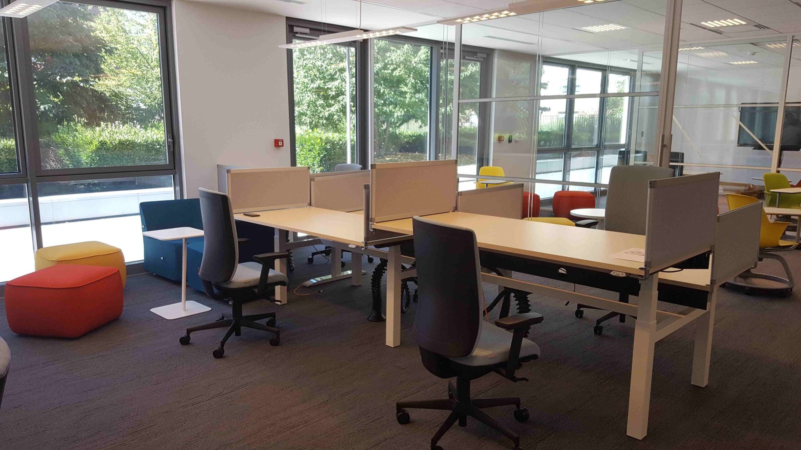 Delaforge Diffusion | mobilier de bureau professionnel | postes de travail design